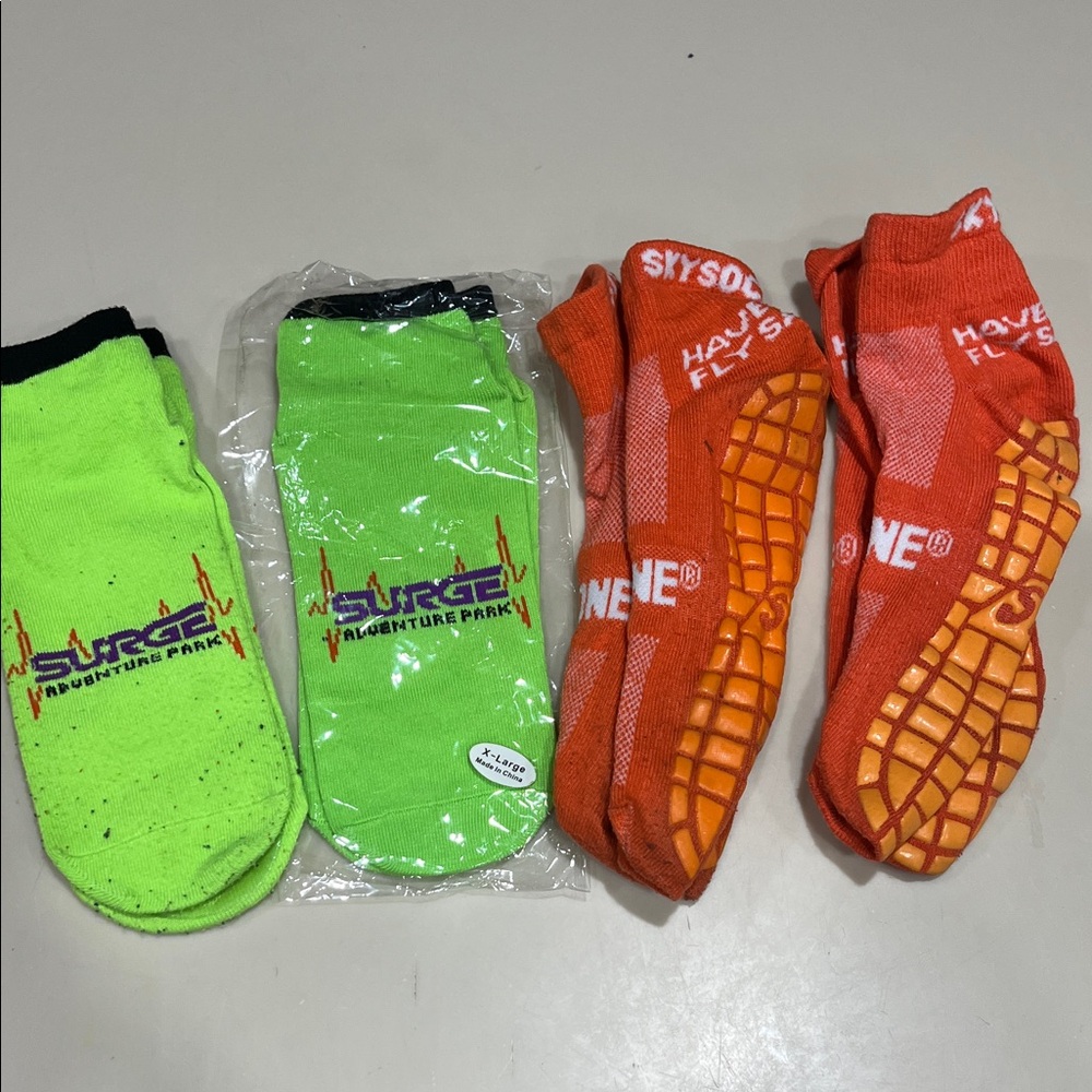 Jumping gripping socks X-large Adventure Socks